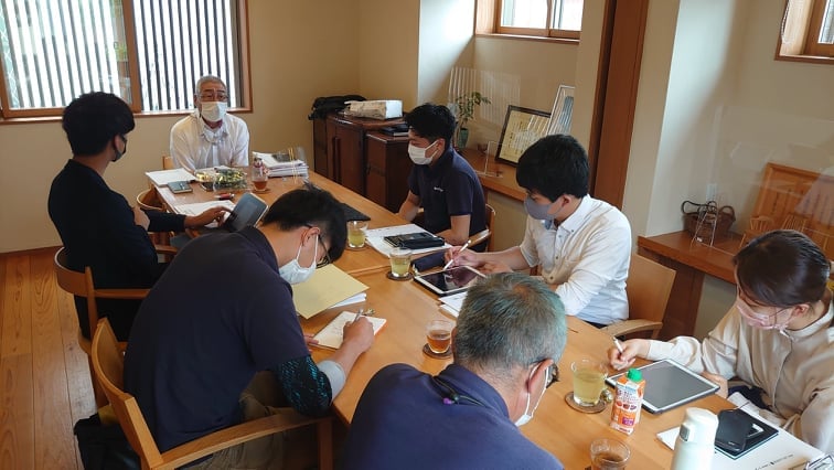 『水をやり、肥料を与え、太陽という愛をもって事に当たる』 | 社長コラム「一期一会」