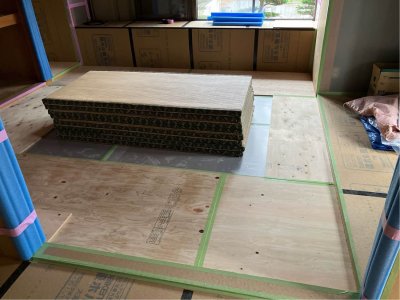 リノベーション工事の解体前養生作業 | 現場レポート